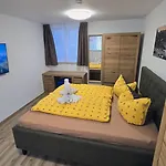Young & Smart-Apartment Inkl Koenigscard In Fuessen Allgaeu Nahe Neuschwanstein
